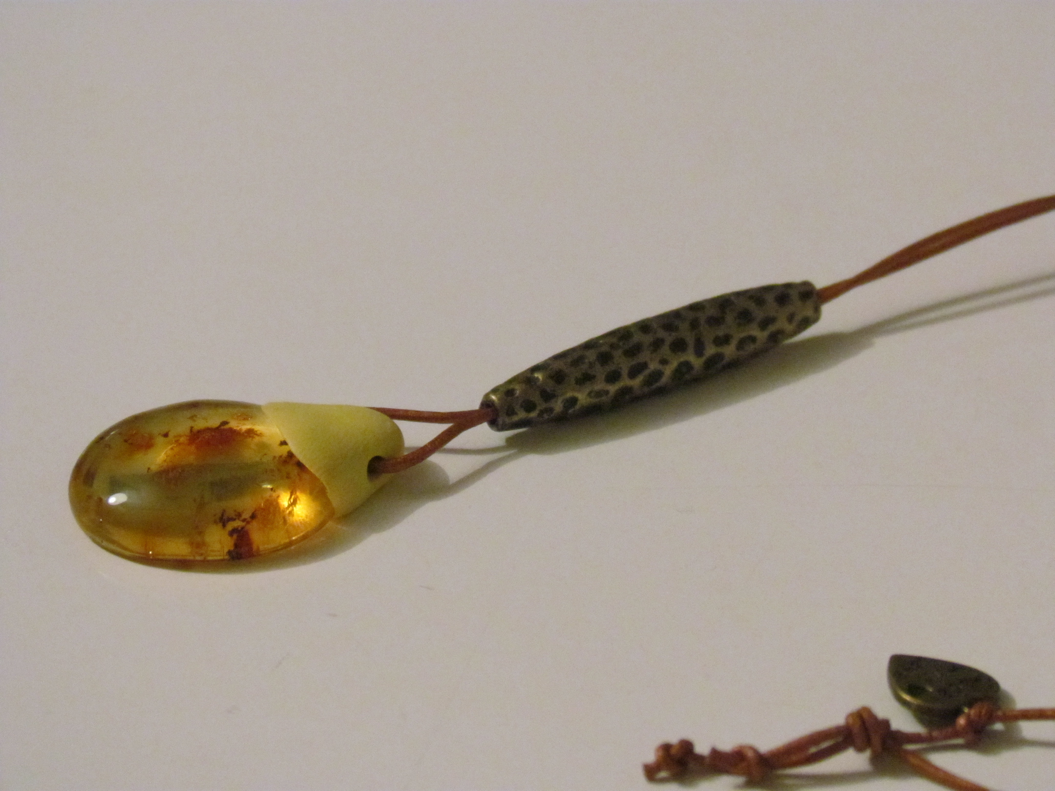 Amber necklace adult